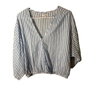 Dash Studio Blouse Women's Medium Blue Striped V-Neck 3/4 Sleeve Cropped Casual